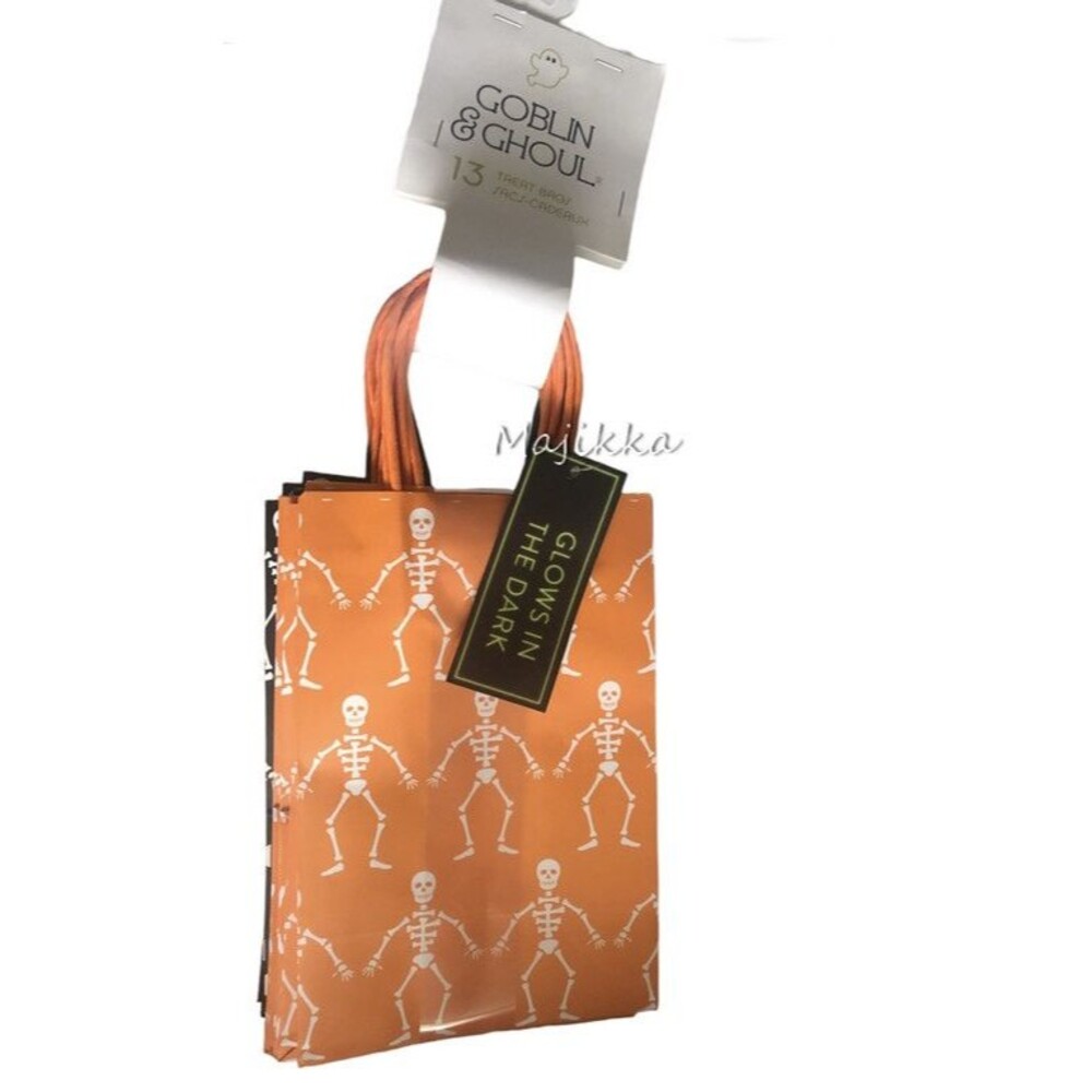 Halloween 13 Paper Treat Bags Goblin & Ghoul Glow in The Dark Skeletons